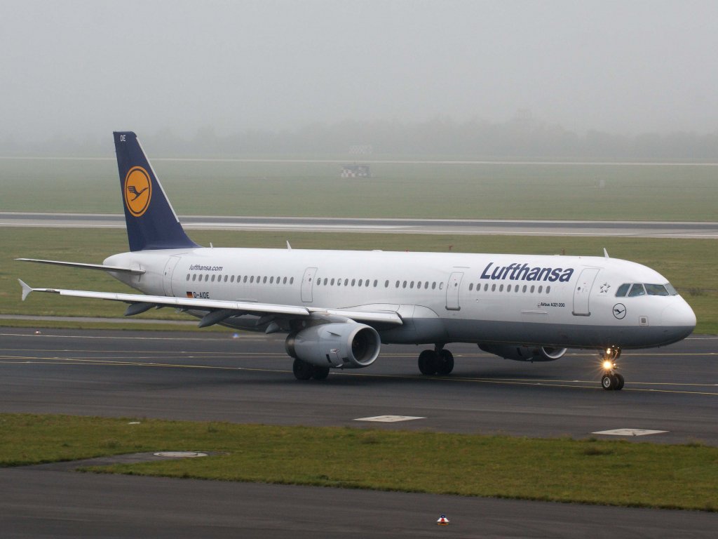 Lufthansa, D-AIDE  ohne Namen , Airbus A 321-200, 13.11.2011, DUS-EDDL, Dsseldorf, Germany 