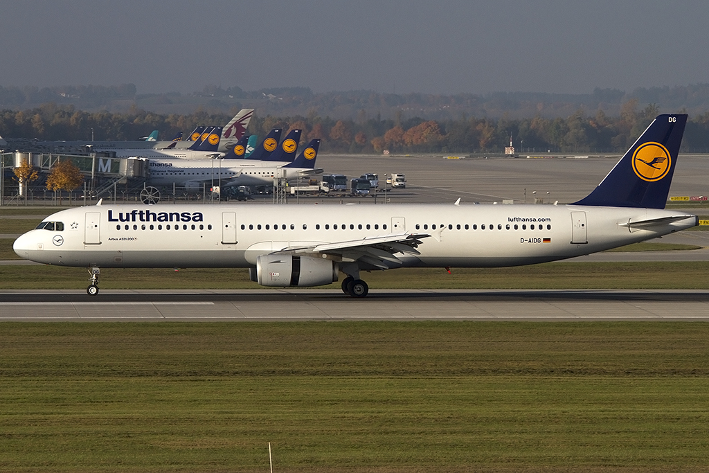 Lufthansa, D-AIDG, Airbus, A321-231, 25.10.2012, MUC, Mnchen, Germany



