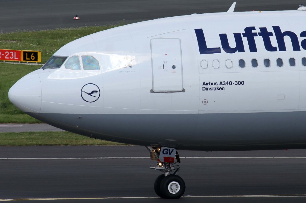 Lufthansa, D-AIGV  Dinslaken , Airbus, A 340-300 (Bug/Nose), 11.08.2012, DUS-EDDL, Dsseldorf, Germany 