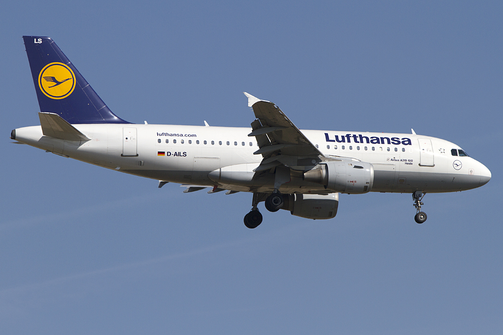 Lufthansa, D-AILS, Airbus, A319-114, 24.04.2010, FRA, Frankfurt, Germany 

