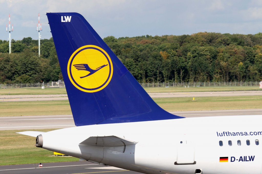 Lufthansa, D-AILW  Donaueschingen , Airbus, A 319-100 (Seitenleitwerk/Tail), 22.09.2012, DUS-EDDL, Dsseldorf, Germany

