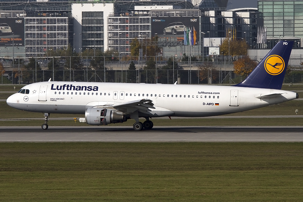 Lufthansa, D-AIPD, Airbus, A320-211, 25.10.2012, MUC, Mnchen, Germany 


