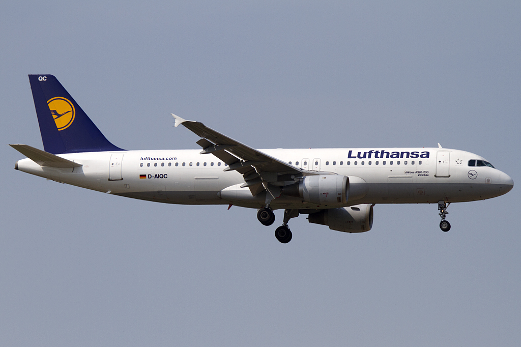 Lufthansa, D-AIQC, Airbus, A320-211, 24.04.2011, FRA, Frankfurt, Germany 




