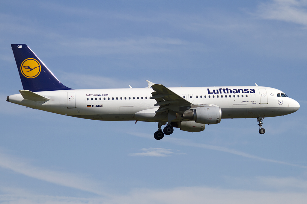 Lufthansa, D-AIQE, Airbus, A320-211, 03.10.2010, ZRH, Zrich, Switzerland



