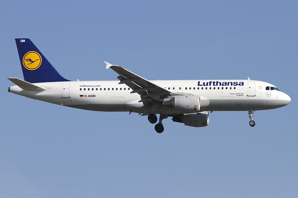 Lufthansa, D-AIQN, Airbus, A320-211, 24.04.2010, FRA, Frankfurt, Germany 


