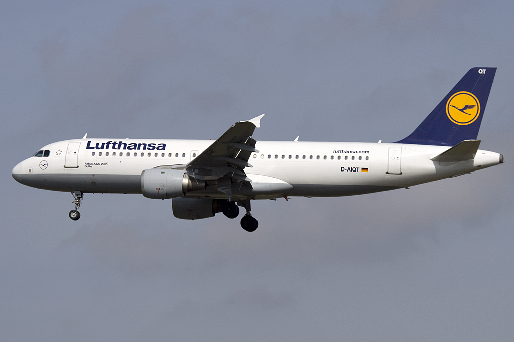 Lufthansa, D-AIQT, Airbus, A320-211, 02.04.2010, FRA, Frankfurt, Germany 

