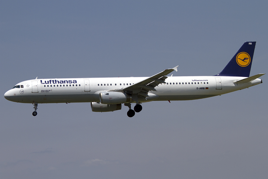 Lufthansa, D-AIRB, Airbus, A321-131, 16.06.2011, BCN, Barcelona, Spain 





