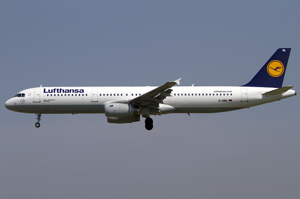 Lufthansa, D-AIRL, Airbus, A321-131, 16.06.2011, BCN, Barcelona, Spain 



