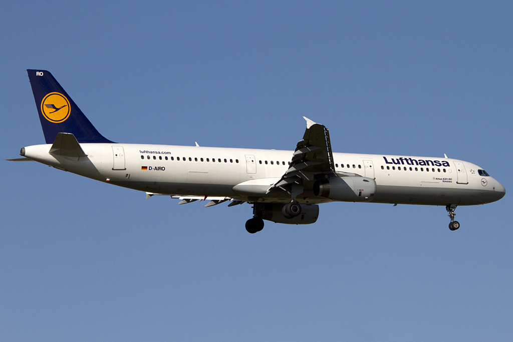 Lufthansa, D-AIRO, Airbus, A321-131, 13.10.2011, FRA, Frankfurt, Germany




