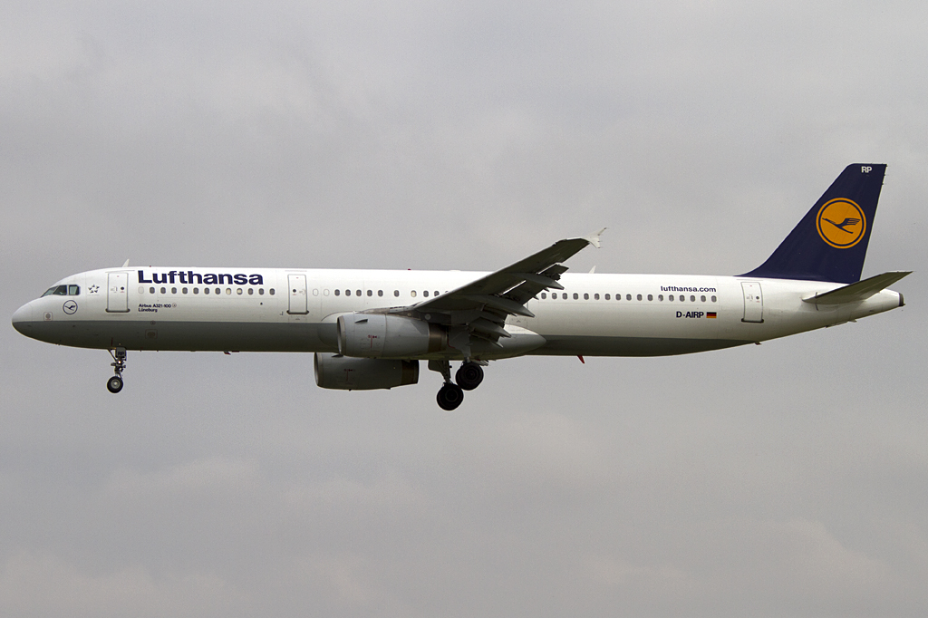Lufthansa, D-AIRP, Airbus, A321-131, 18.06.2011, BCN, Barcelona, Spain 



