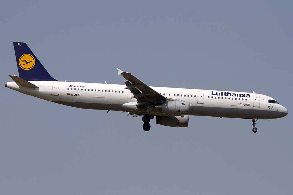 Lufthansa, D-AIRU, Airbus, A321-131, 24.04.2011, FRA, Frankfurt, Germany 




