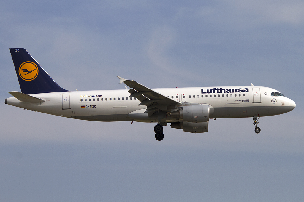 Lufthansa, D-AIZC, Airbus, A320-214, 07.06.2011, DUS, Dsseldorf, Germany 




