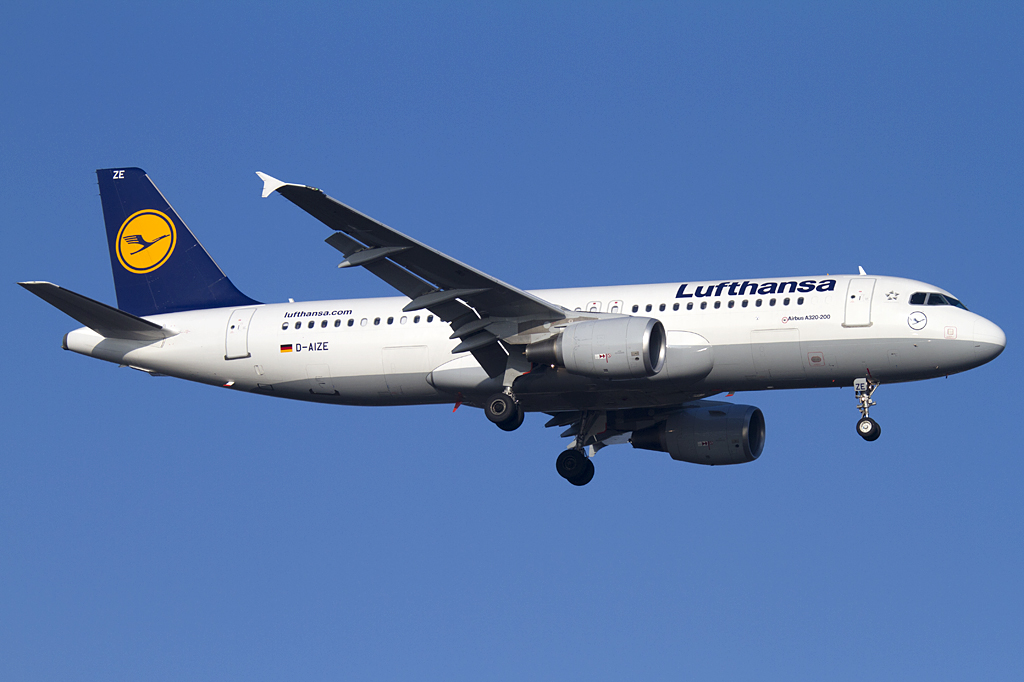 Lufthansa, D-AIZE, Airbus, A320-214, 17.02.2011, FRA, Frankfurt, Germany 



