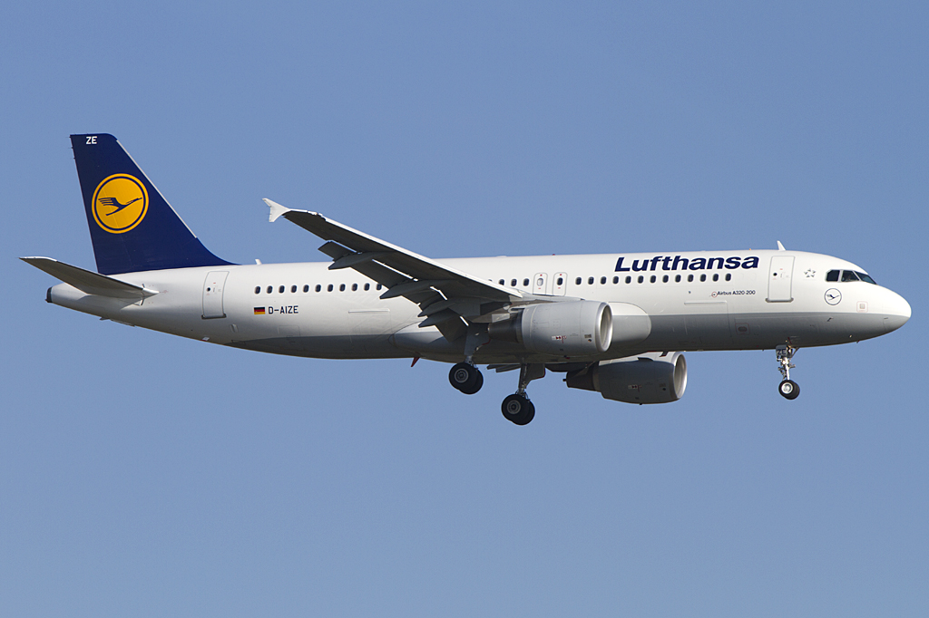 Lufthansa, D-AIZE, Airbus, A320-214, 24.04.2010, FRA, Frankfurt, Germany 


