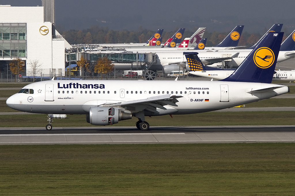 Lufthansa, D-AKNF, Airbus, A319-112, 25.10.2012, MUC, Mnchen, Germany 



