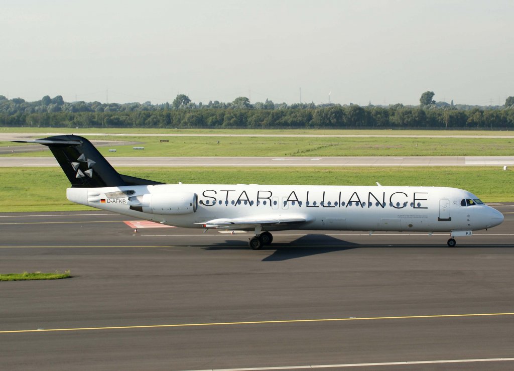 Lufthansa Regional (Contact Air), D-AFKB, Fokker 100 (Star Alliance-Lackierung), 2010.09.22, DUS-EDDL, Dsseldorf, Germany 

