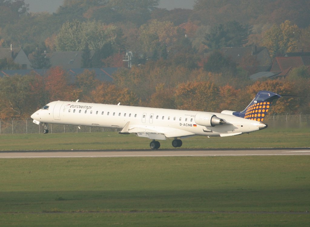 Lufthansa Regional(Eurowings) Canadair Regjet CRJ900NG D-ACNB bei der Landung in Dsseldorf am 31.10.2011