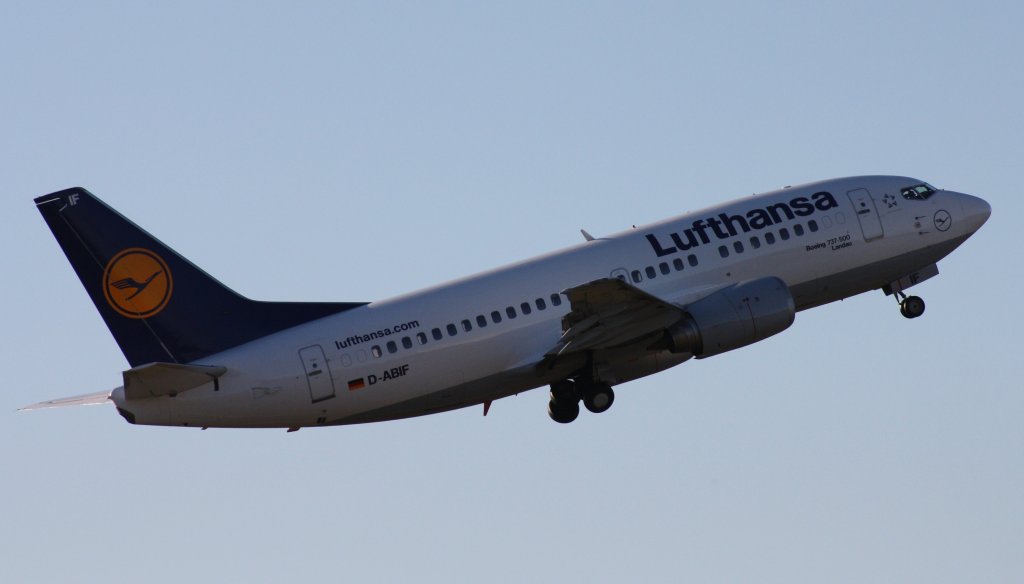 Lufthansa,D-ABIF,(c/n 24820),Boeing 737-530,15.01.2012,HAM-EDDH,Hamburg,Germany