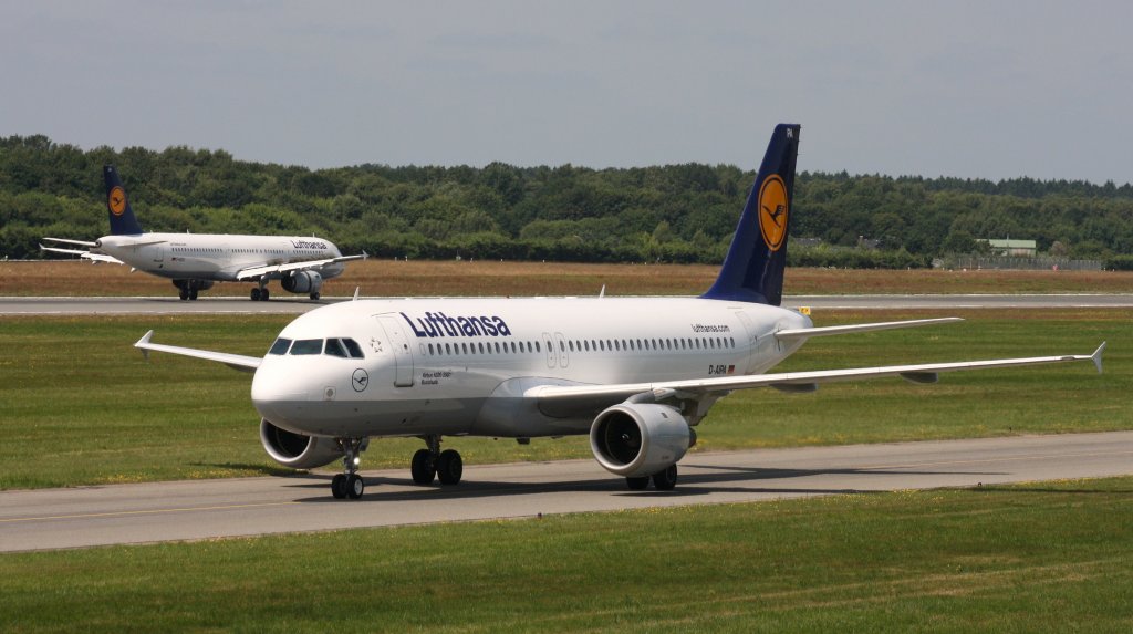 Lufthansa,D-AIPA,(c/n069),Airbus A320-211,12.07.2013,HAM-EDDH,Hamburg,Germany(hinten Lufthansa,D-AISH)