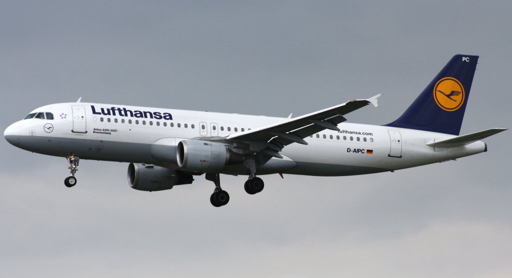 Lufthansa,D-AIPC,Airbus A320-211,09.06.2011,HAM-EDDH,Hamburg,Germany
