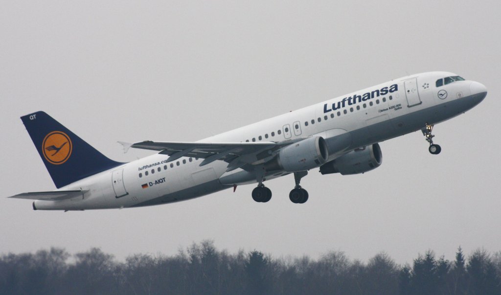 Lufthansa,D-AIQT,(c/n 1337),Airbus A320-211,29.01.2012,HAM-EDDH,Hamburg,Germany  