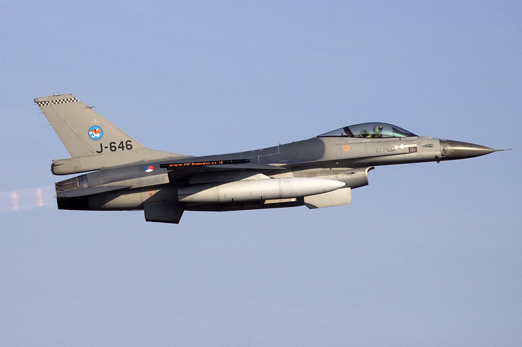 Netherlands - Air Force, J-646, General-Dynamics, F-16AM Fighting-Falcon, 18.09.2009, EBBL, Kleine Brogel, Belgien

