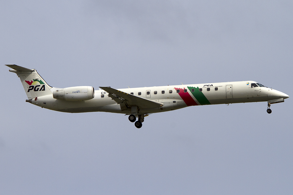 Portugalia, CS-TPL, Embraer, ERJ-145, 18.06.2011, BCN, Barcelona, Spain



