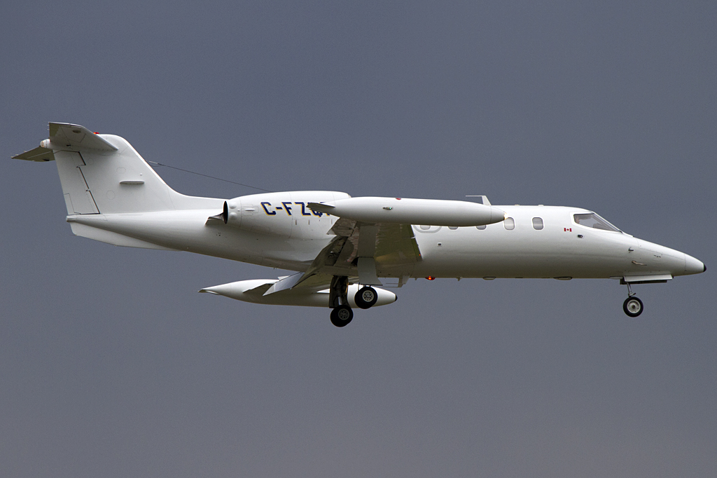 Private, C-FZQP, Bombardier, Learjet 35, 25.08.2011, YUL, Montreal, Canada


