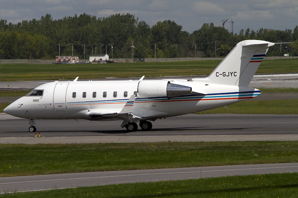 Private, C-GJYC, Bombardier, CL-600-2B16 Challenger 605, 06.09.2011, YUL, Montreal, Canada 




