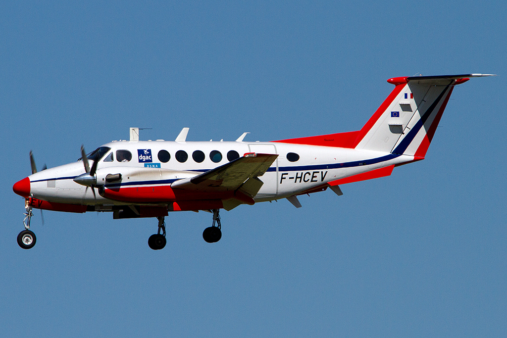 Private, F-HCEV, Beechcraft, King Air 200, 16.05.2012, TLS, Toulouse, France 


