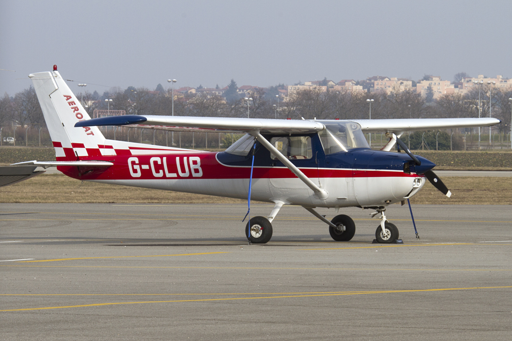 Private, G-CLUB, Reims-Cessna, FRA150N Aerobat, 13.02.2011, LYN, Lyon-Bron, France 




