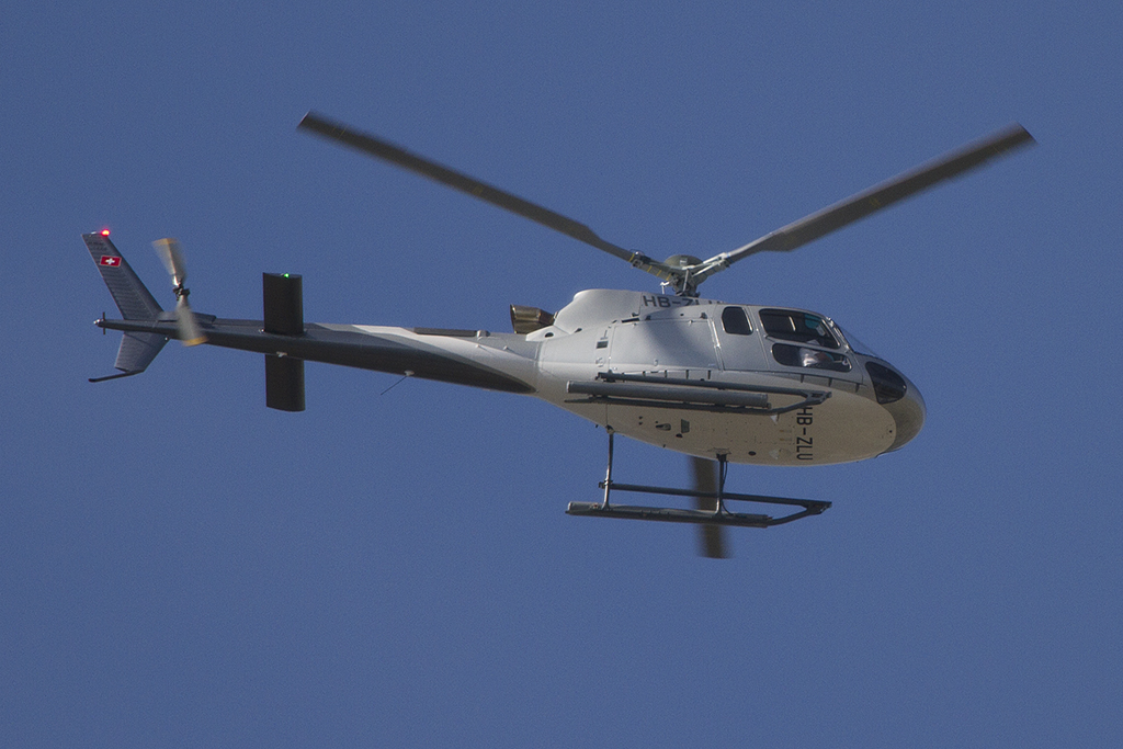 Private, HB-ZLU, Eurocopter, AS350B3e Ecureuil, 04.08.2012, GVA, Geneve, Switzerland 



