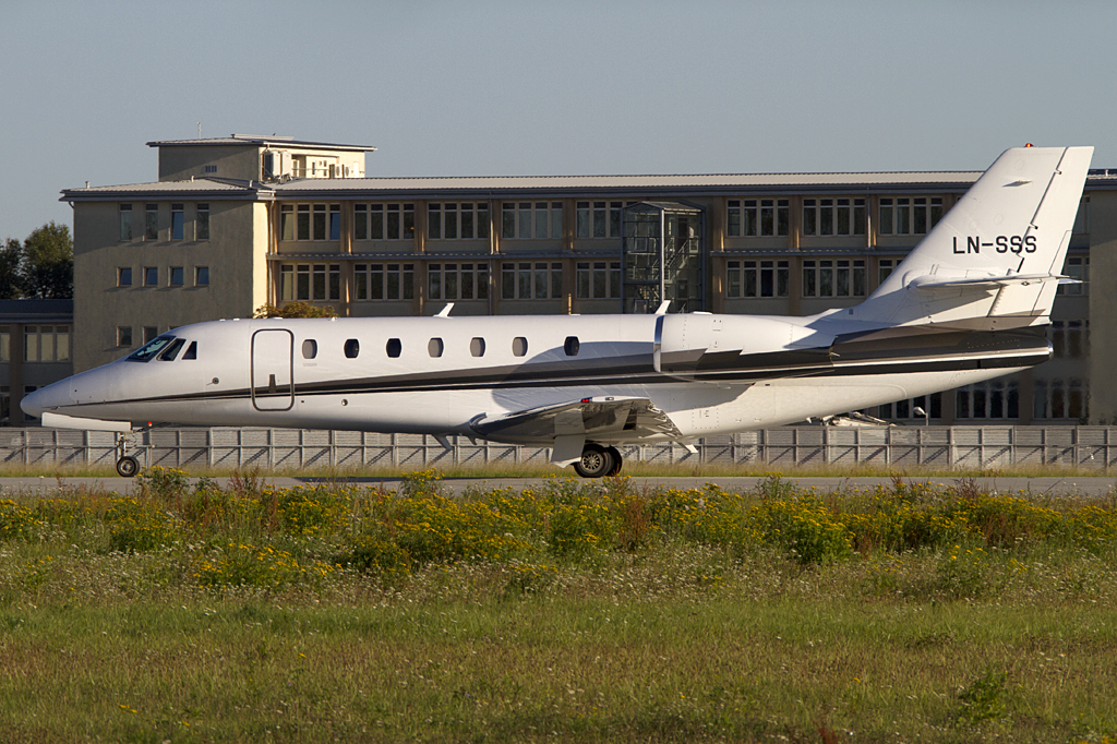 Private, LN-SSS, Cessna, 680 Citation Sovereign, 30.09.2011, DRS, Dresden, Germany

