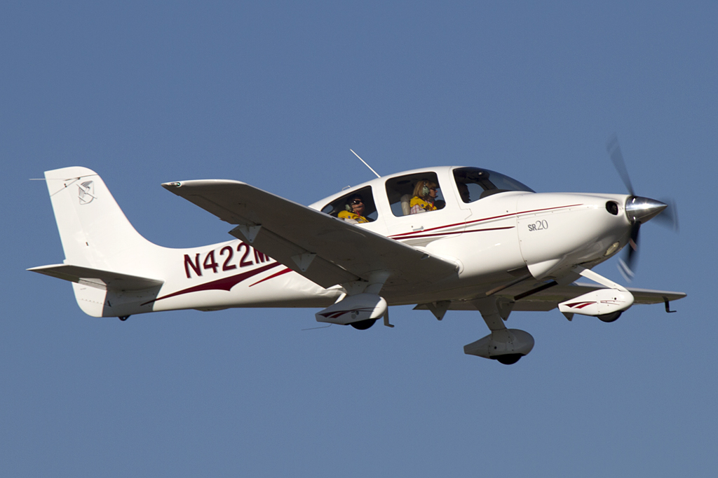 Private, N422M, Cirrus, SR-20, 10.10.2010, LUX, Luxembourg, Luxembourg 





