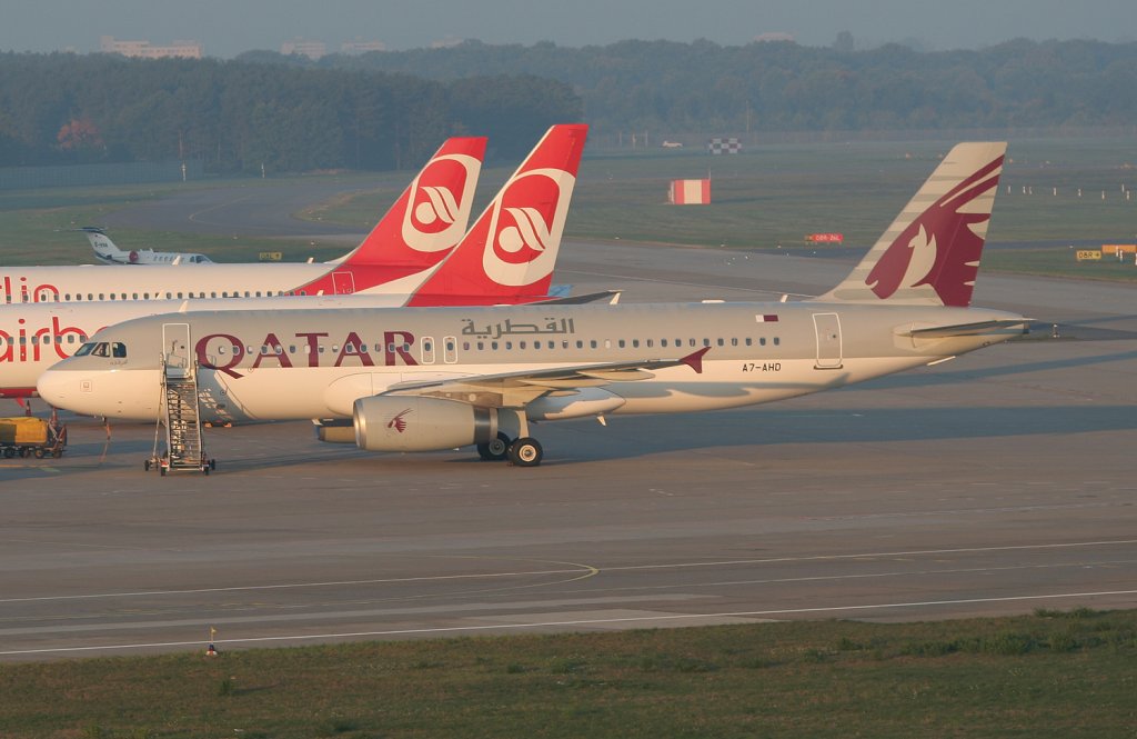 Qatar Airways A 320-232 A7-AHD am 10.10.2010 auf dem Flughafen Berlin-Tegel