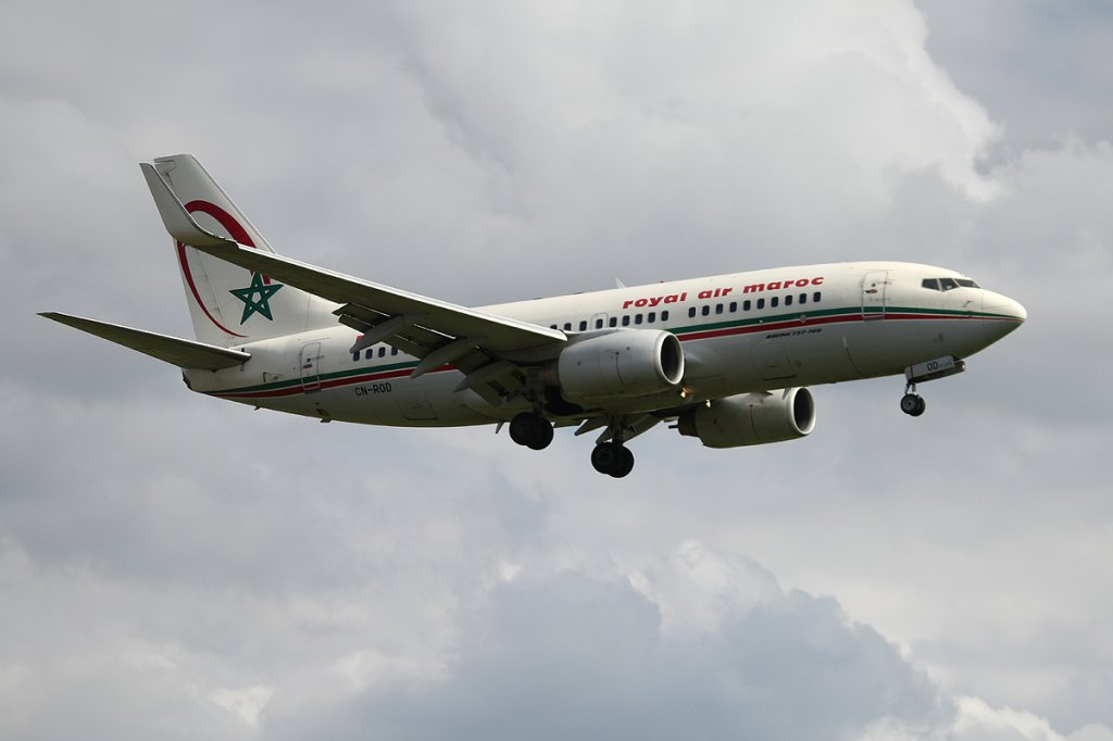 Royal Air Maroc B 737-7B6 CN-ROD bei der Landung in Berlin-Tegel am 20.07.2012