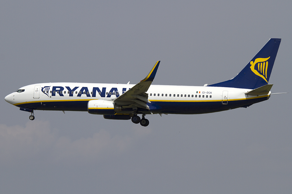 Ryanair, EI-DCK, Boeing, B737-8AS, 08.06.2010, SXF, Berlin-Schnefeld, Germany 



