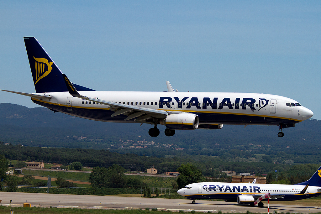 Ryanair, EI-DLJ, Boeing, B737-8AS, 10.05.2012, GRO, Girona, Spain 



