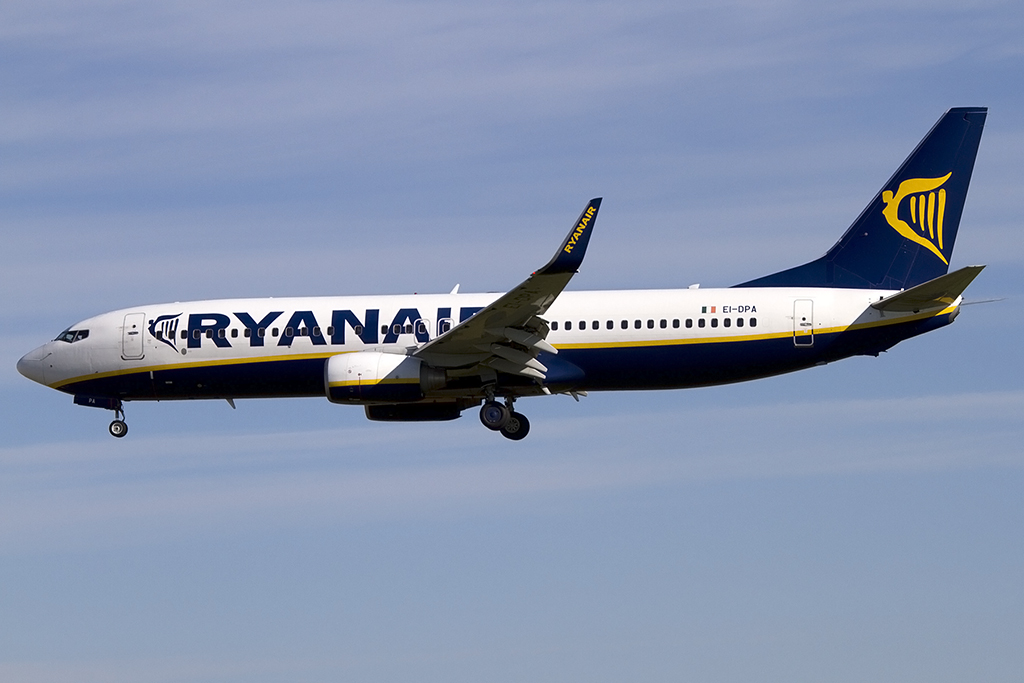 Ryanair, EI-DPA, Boeing, B737-8AS, 01.05.2013, BCN, Barcelona, Spain




