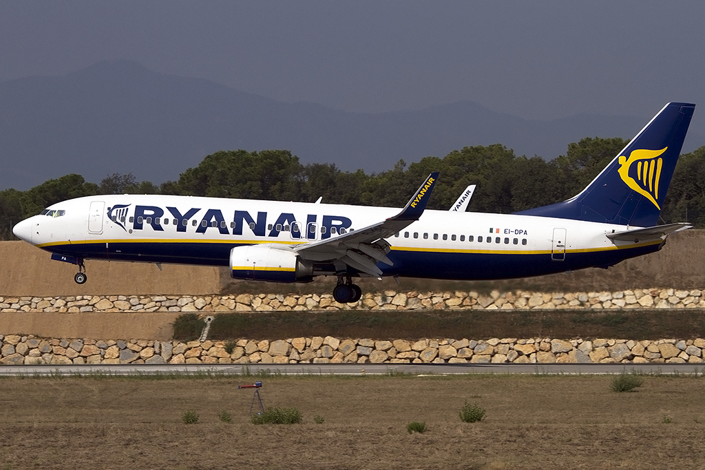 Ryanair, EI-DPA, Boeing, B737-8AS, 09.09.2012, GRO, Girona, Spain 


