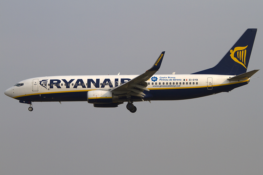 Ryanair, EI-DYB, Boeing, B737-8AS, 08.09.2012, BCN, Barcelona, Spain 



