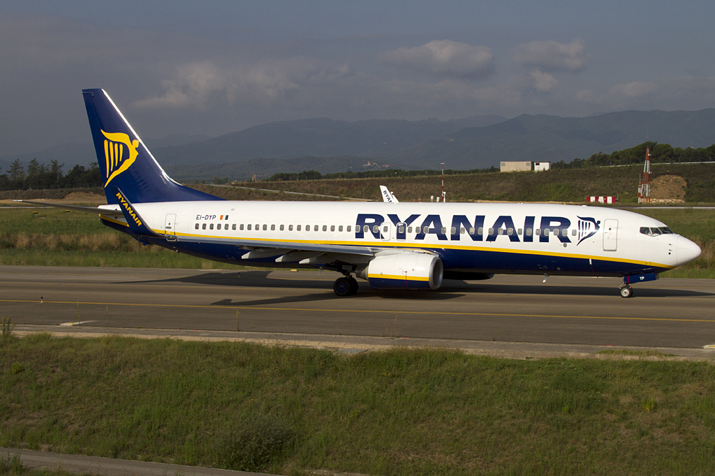 Ryanair, EI-DYP, Boeing, B737-8AS, 05.09.2010, GRO, Girona, Spain


