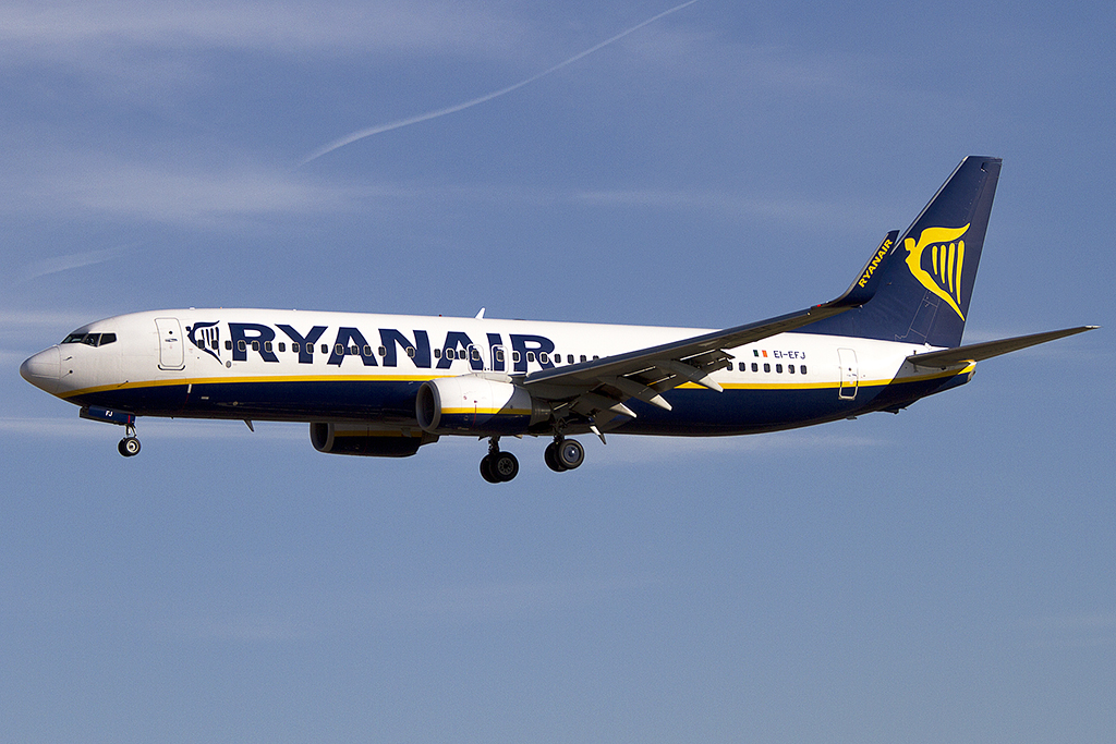 Ryanair, EI-EFJ, Boeing, B737-8AS, 14.09.2012, BCN, Barcelona, Spain 




