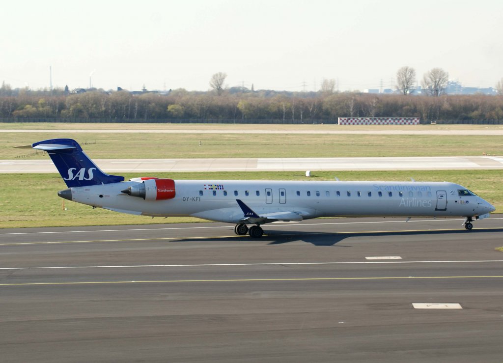 SAS, OY-KFI, Bombardier CRJ-900, 20.03.2011, DUS-EDDL, Dsseldorf, Germany