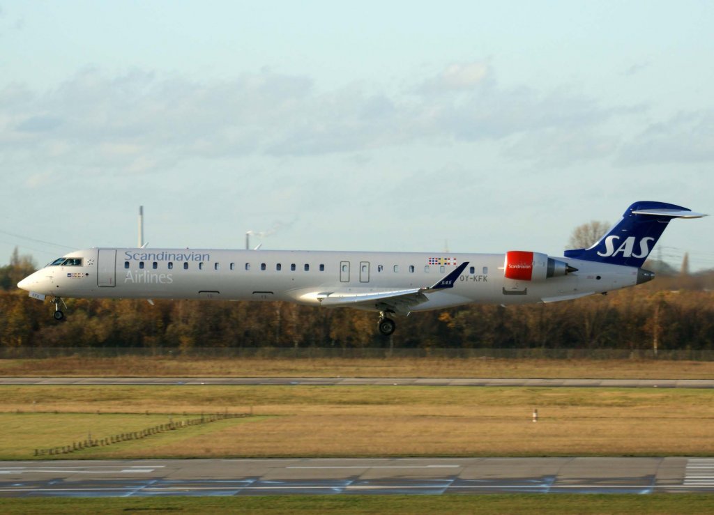 SAS, OY-KFK, Bombardier CRJ-900 (Hardeknut Viking), 2009.11.14, DUS, Dsseldorf, Germany