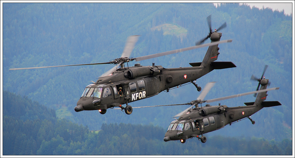 Sikorsky S-70  Black Hawk  (schwarzer Falke) des des sterreichischen Bundesheeres. 

sterreich/Steiermark/Zeltweg, 26.6.2009