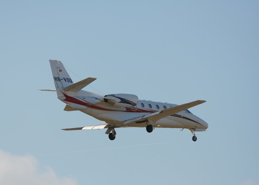 Sky Work Cessna 560XL Citation Excel HB-VOU kurz vor der Landung in Berlin-Tegel am 09.03.2012
