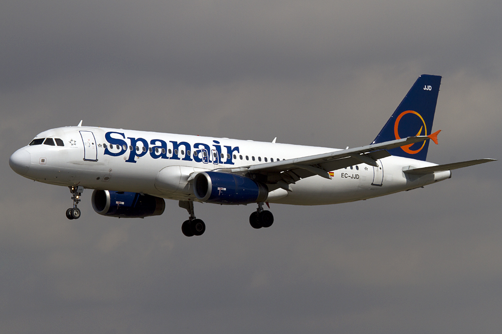 Spanair, EC-JJD, Airbus, A320-232, 10.09.2010, BCN, Barcelona, Spain 




