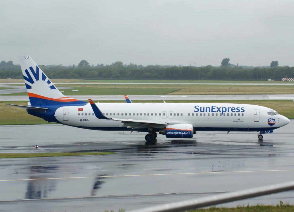 SunExpress, TC-SUU, Boeing 737-800 WL, 20.06.2011, DUS-EDDL, Dsseldorf, Germany 

