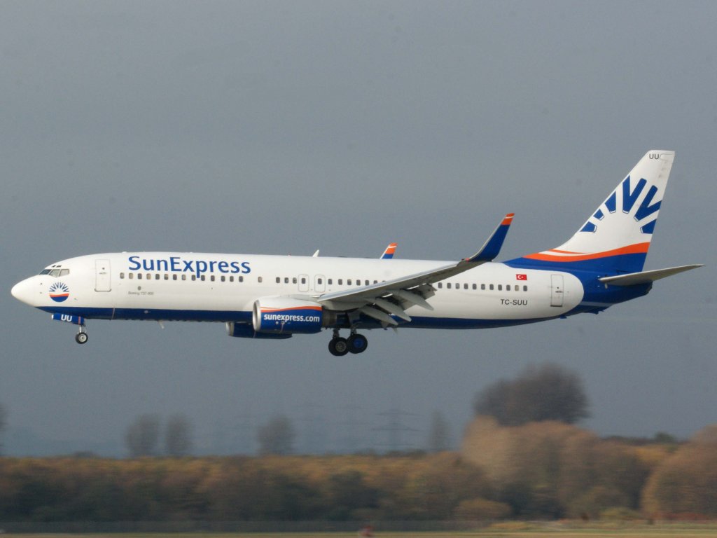 SunExpress, TC-SUU, Boeing 737-800 wl (neue Lackierung), 13.11.2011, DUS-EDDL, Dsseldorf, Germany 